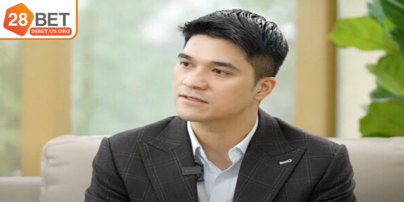 CEO Tuần Ngọc thể hiện niềm đam mê viết lách và nghiên cứu công nghệ